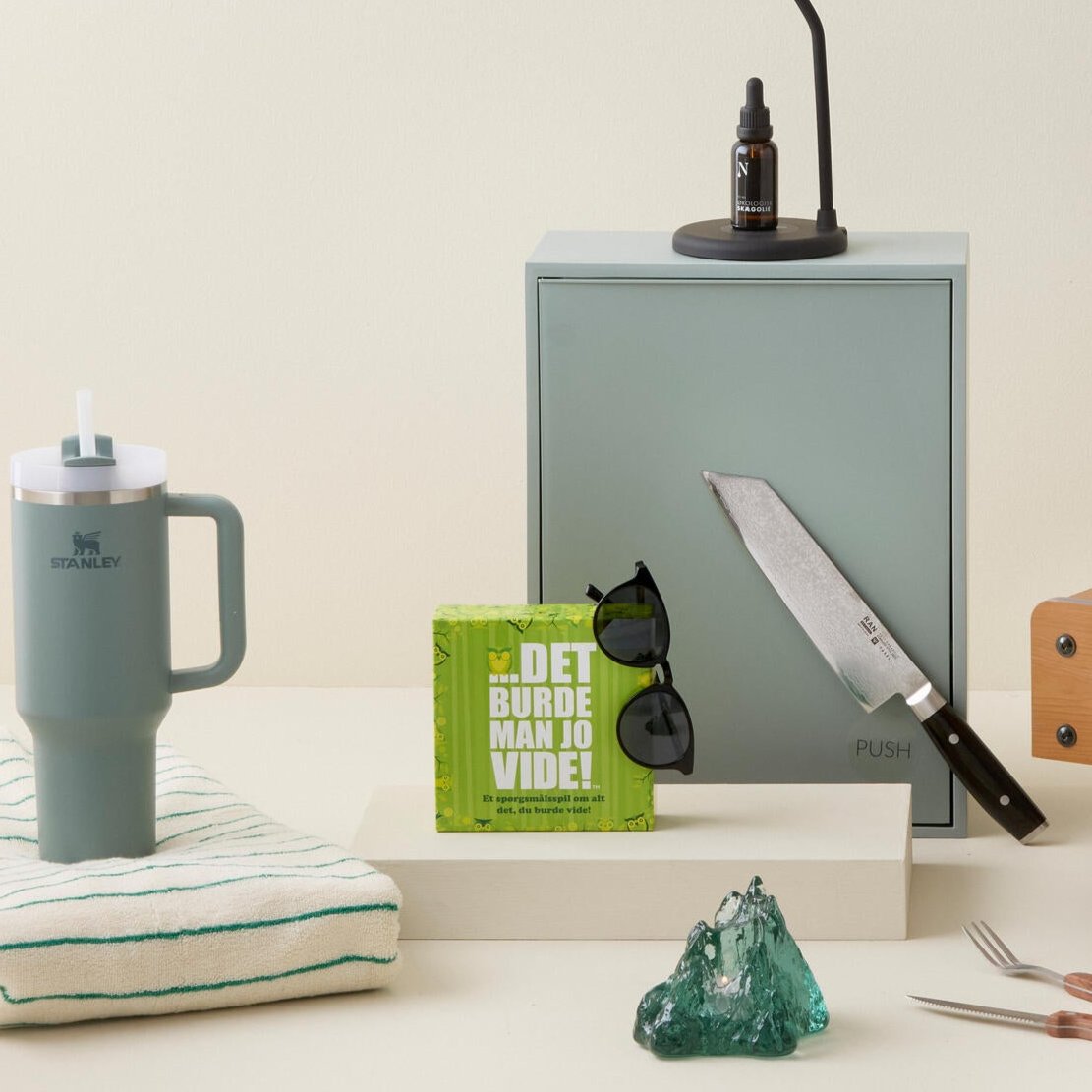 Det burde man jo vide! spørgsmålsspil - 14x14 cm.